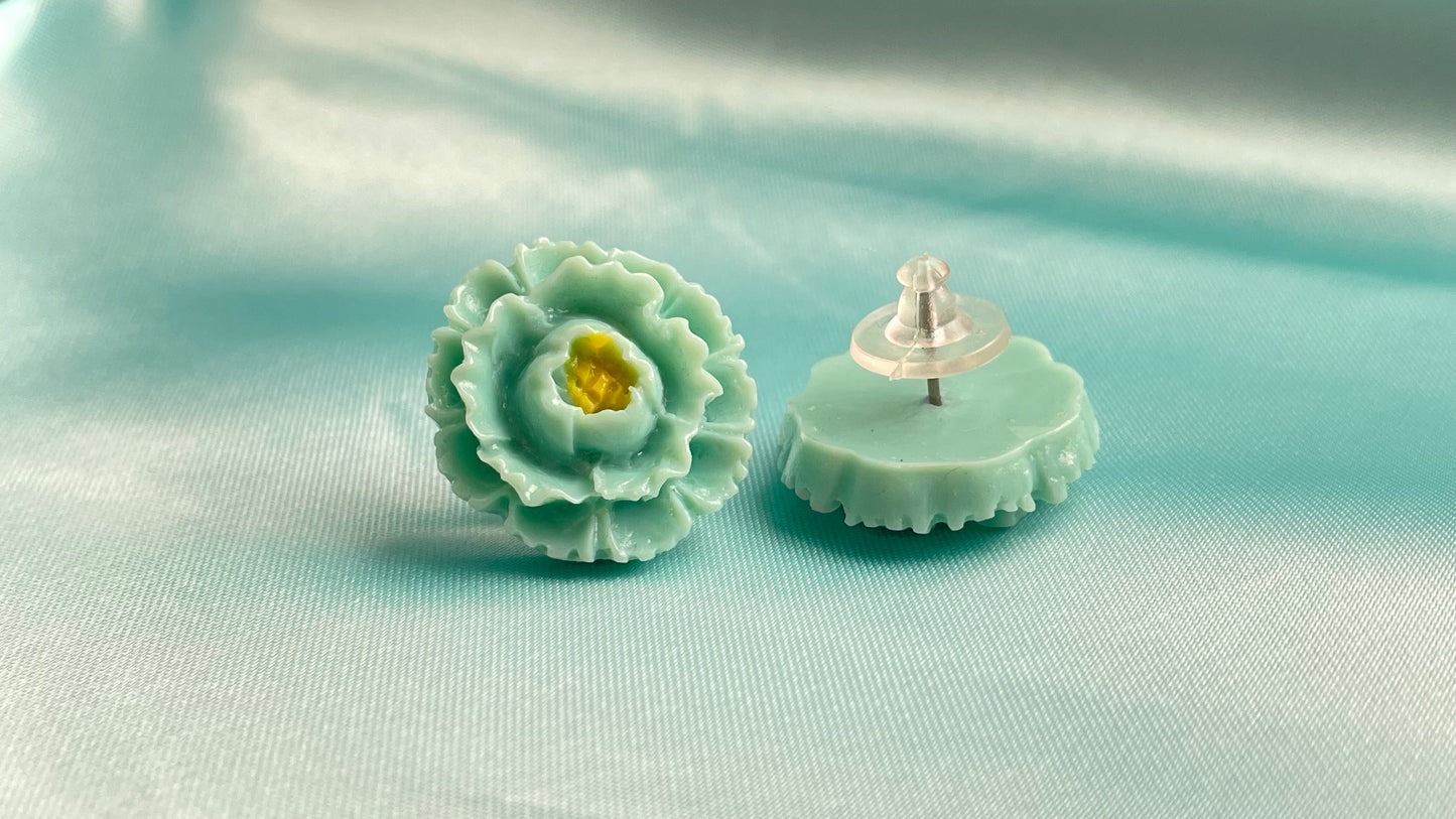 Sea foam green flowers