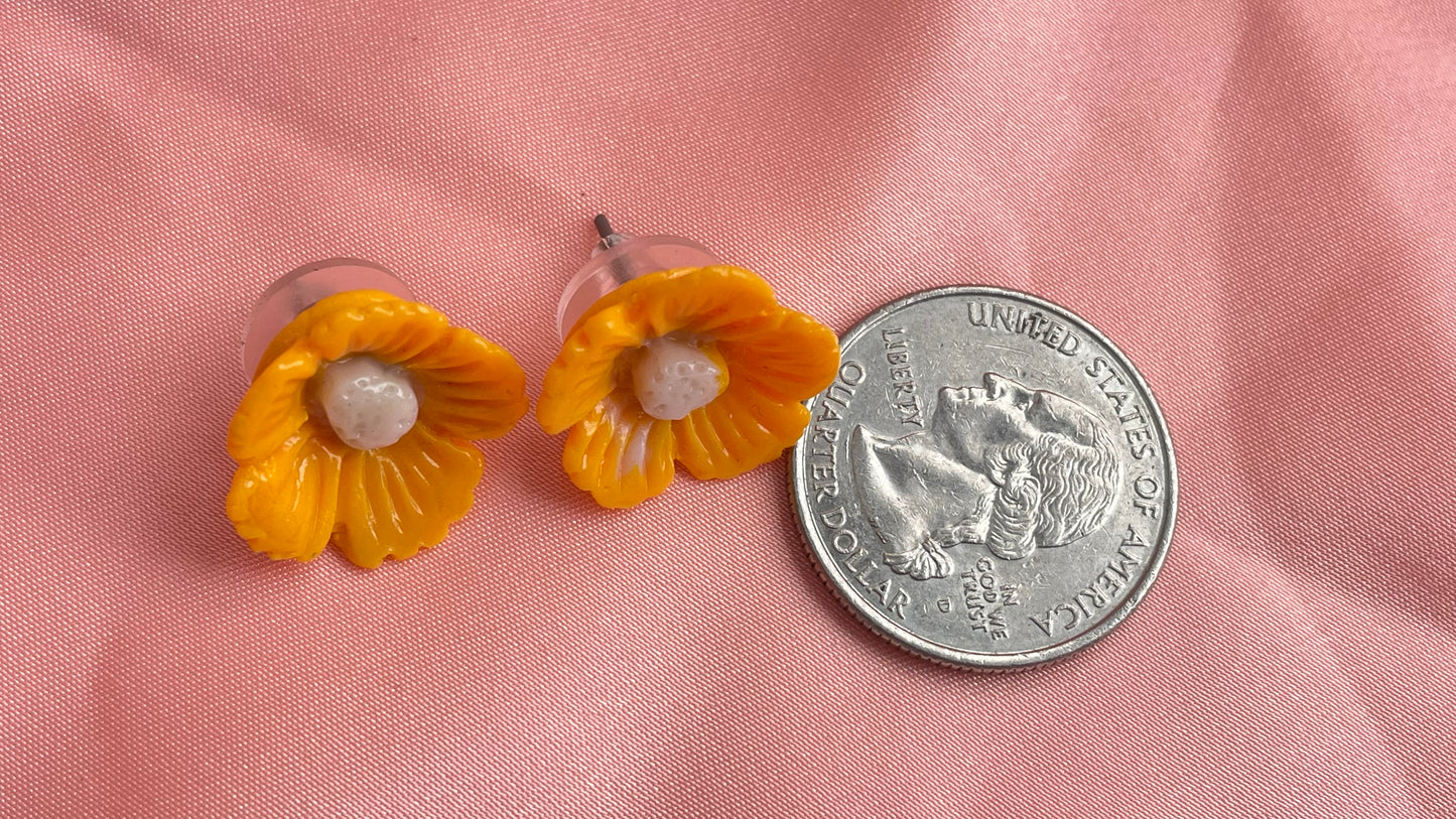 Peach, yellow, ivory flowers