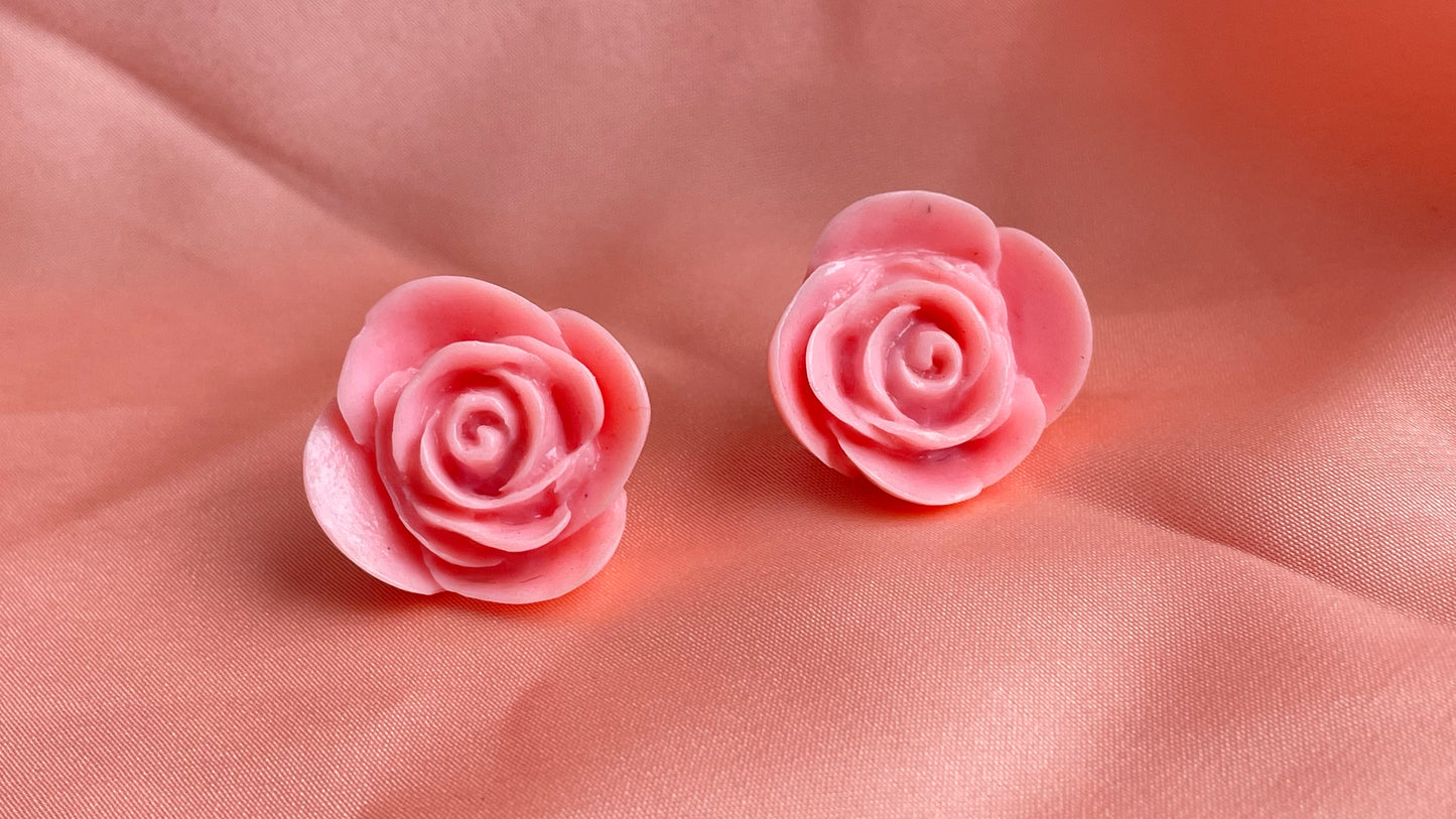 Bright pink, light pink, light pink/ivory, bright pink/ivory flowers