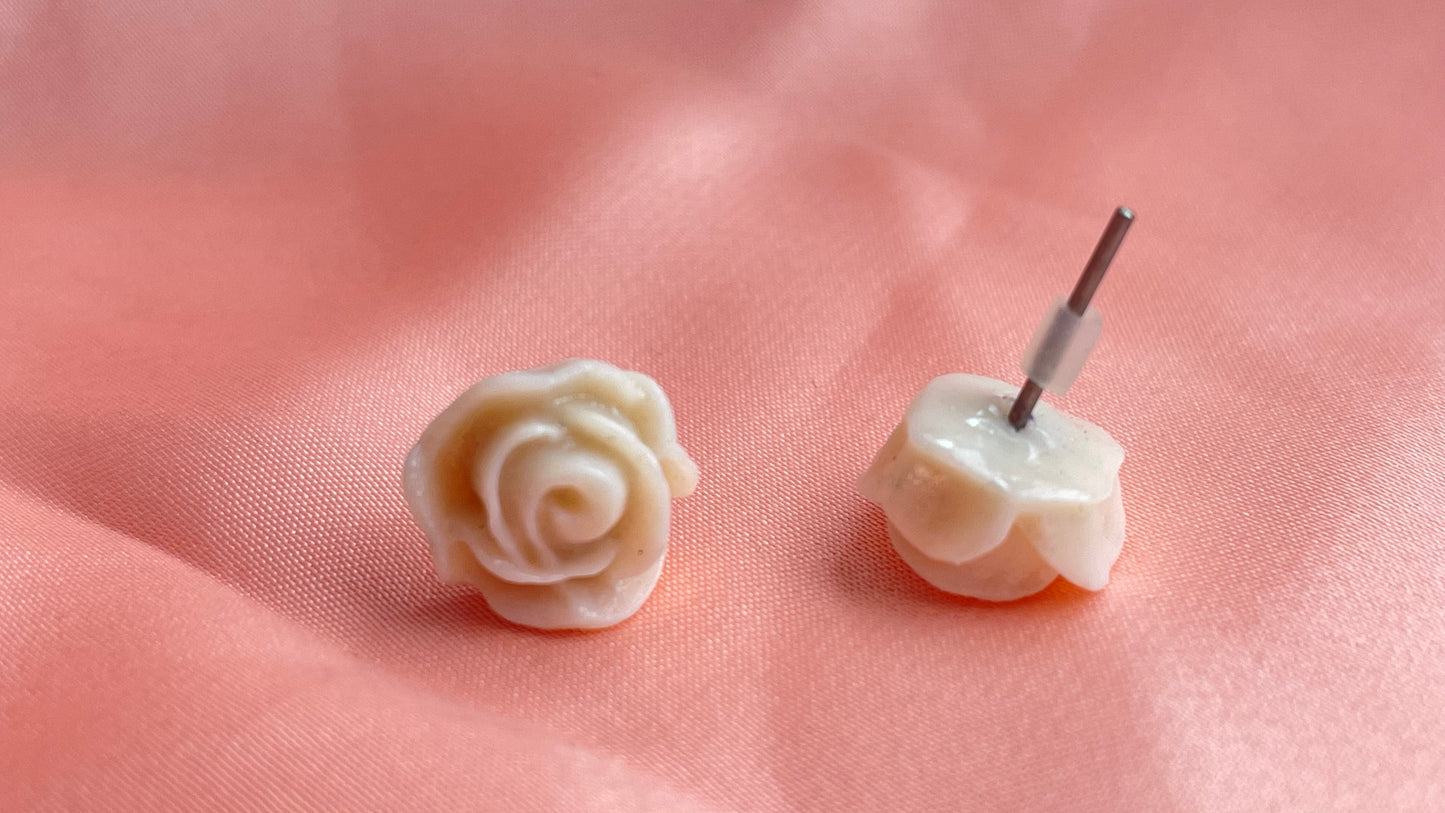 Light pink, bright pink, ivory flowers