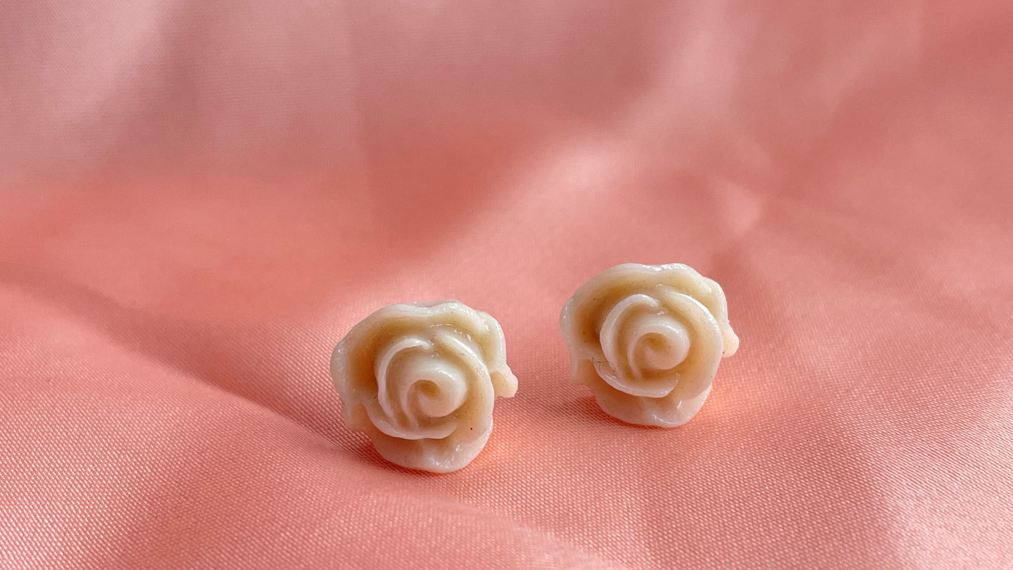 Light pink, bright pink, ivory flowers
