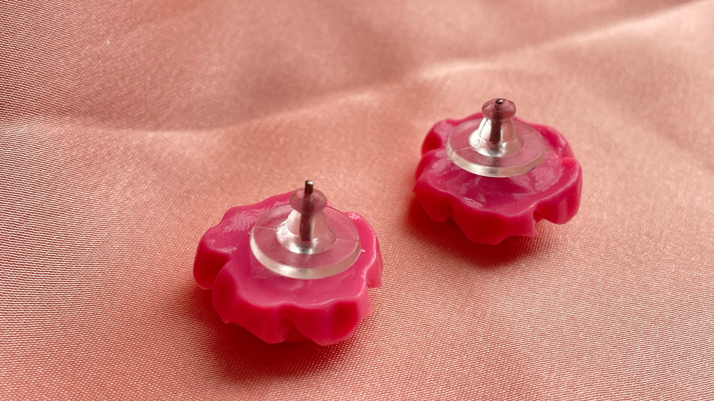 Bright pink, light pink, light pink/ivory, bright pink/ivory flowers